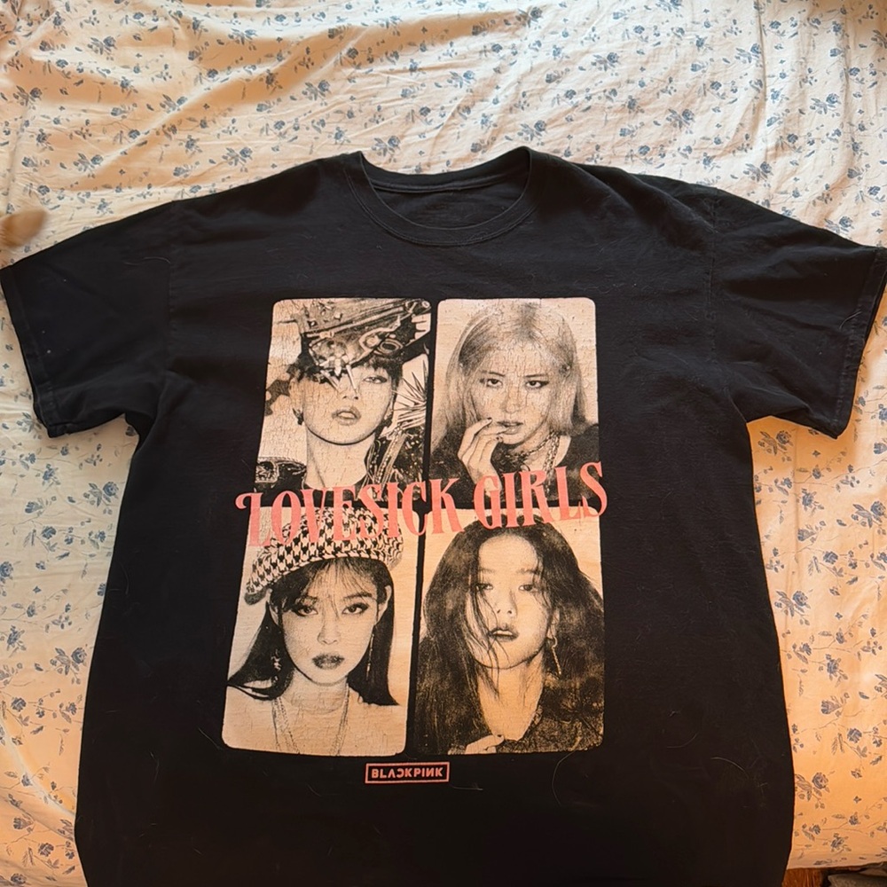 Hot Topic Blackpink Tshirt